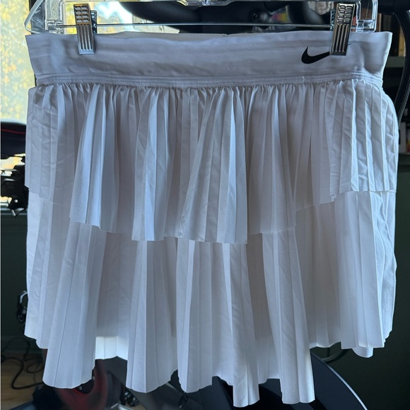 Nike Dresses & Skirts - Nike Women's White Pleated Tennis Skirt